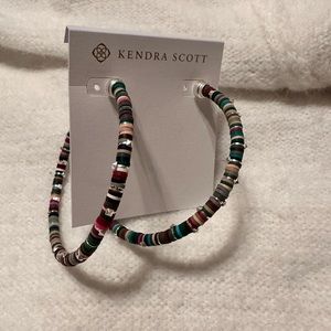 Kendra Scott Reece multi colored hoop earrings in neutral mix.